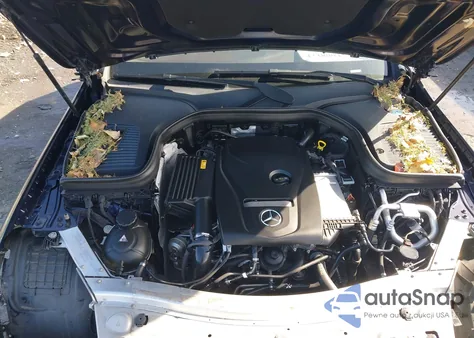 2018 Mercedes-Benz Glc 300 4Matic z USA, uszkodzony, nr VIN WDC0G4KB9JV053389